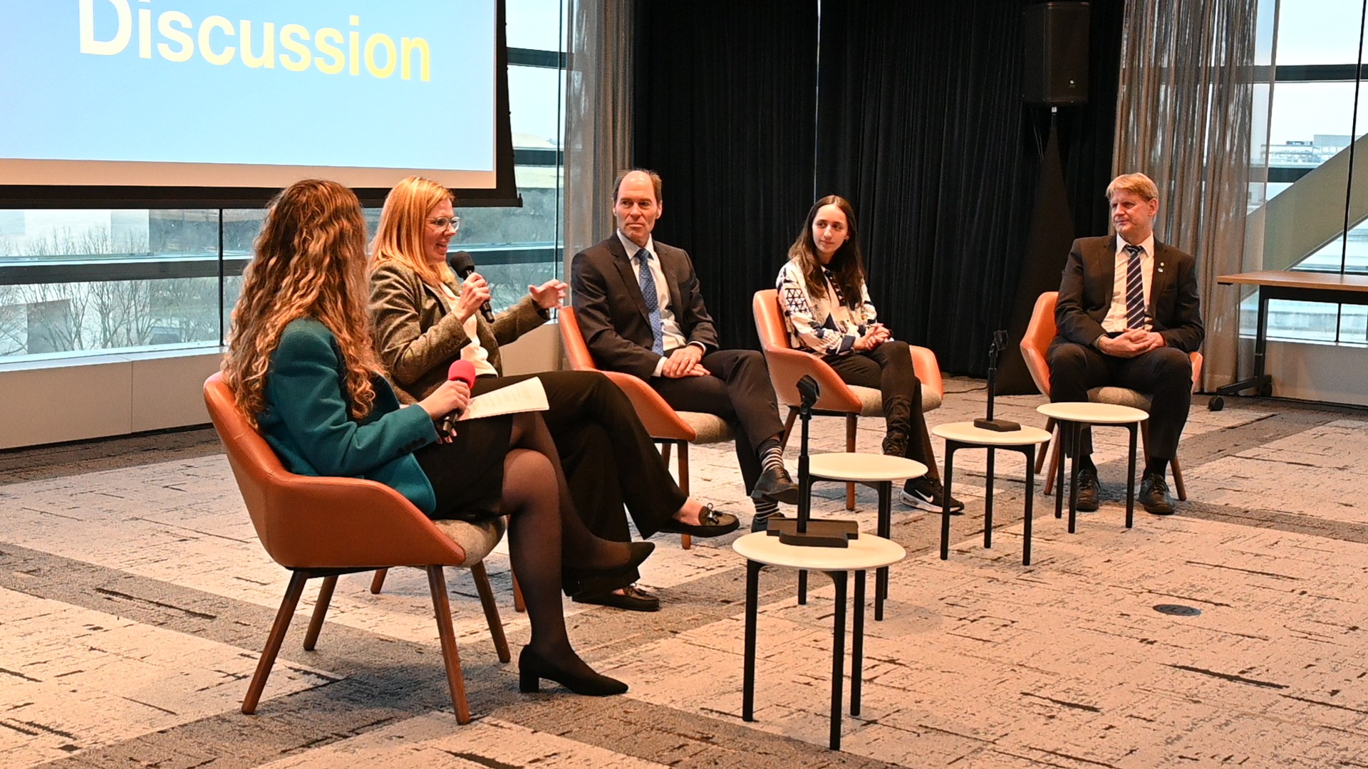 Five panelists speak at the “Narrowing the Quantum Divide” event