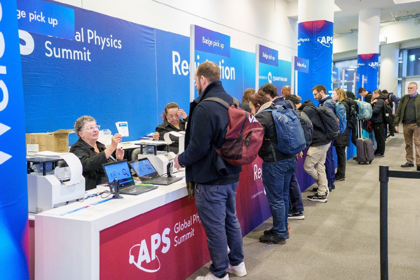 A meeting attendee registers at the APS Global Physics Summit.