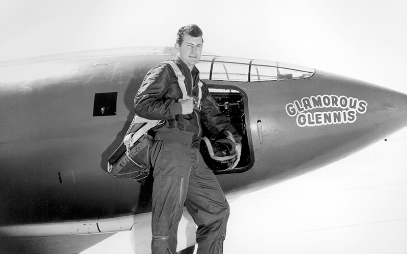 Chuck Yeager image