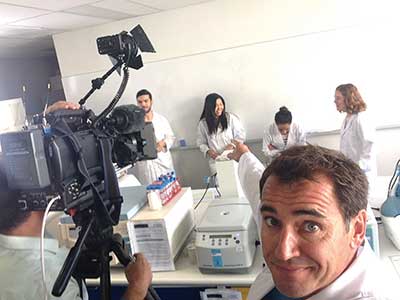 Ruben Meerman hosts science programs for Australian television